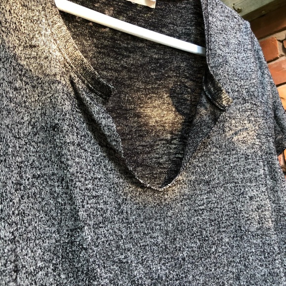 Urban outfitters tee - Picture 2 of 4